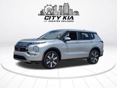 Used 2025 Mitsubishi Outlander SE