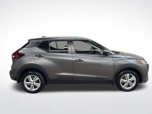 Certified 2025 Nissan Kicks Play S FWD image 7