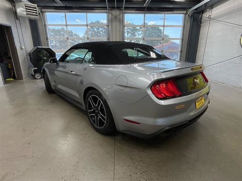 Used 2021 Ford Mustang Premium RWD image 3