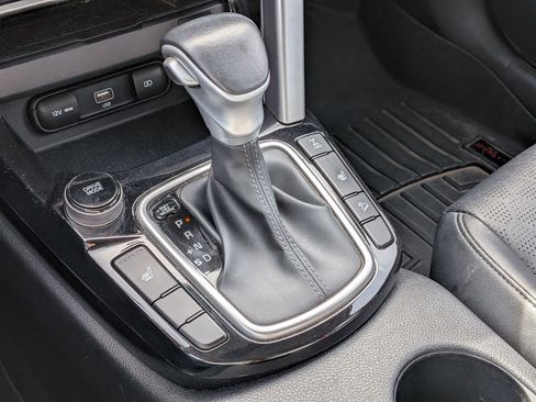 Used 2023 Kia Seltos SX image 27