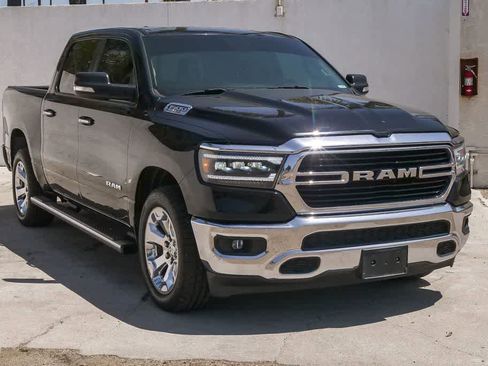 Used 2019 RAM 1500 Big Horn RWD image 3