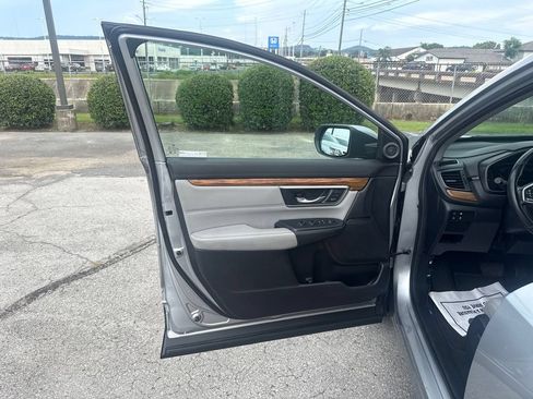 Used 2019 Honda CR-V EX-L image 9
