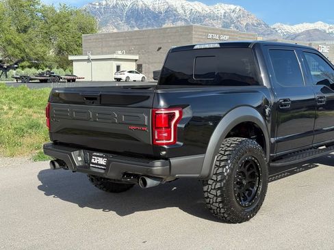 Used 2019 Ford F150 Raptor w/ Equipment Group 802A Luxury AWD/4WD image 10
