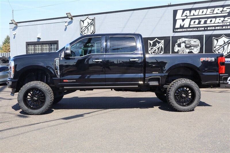 Used 2024 Ford F350 Platinum AWD/4WD image 2