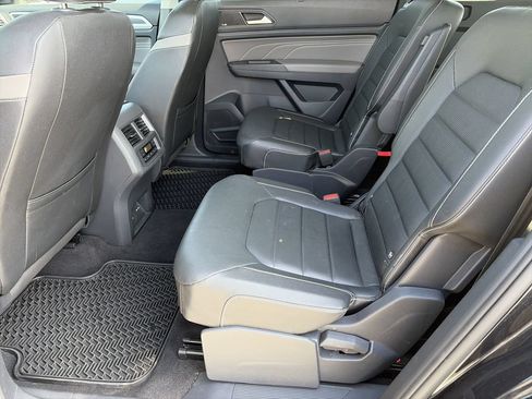 Used 2023 Volkswagen Atlas SEL Premium AWD/4WD image 25