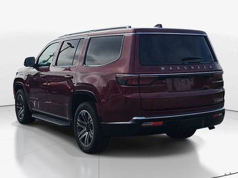 Used 2024 Jeep Wagoneer Series II w/ Flexible Seating Group RWD image 8