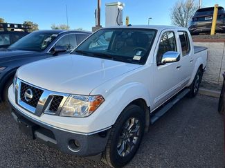 Used 2019 Nissan Frontier SL video 1