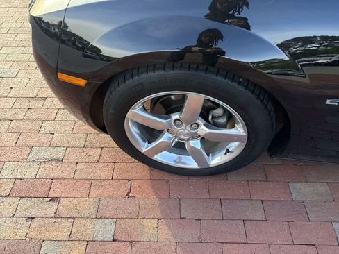 Used 2013 Chevrolet Camaro LT image 2