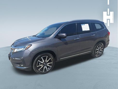 Used 2022 Honda Pilot Touring image 3