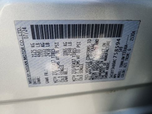 Used 2024 Nissan Rogue S image 18