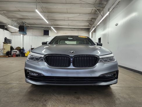 Used 2018 BMW 530e xDrive image 33