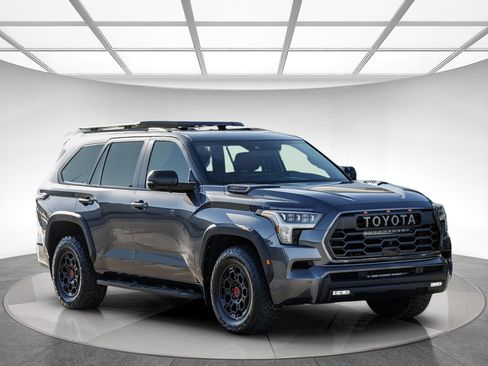 Used 2025 Toyota Sequoia TRD Pro image 5