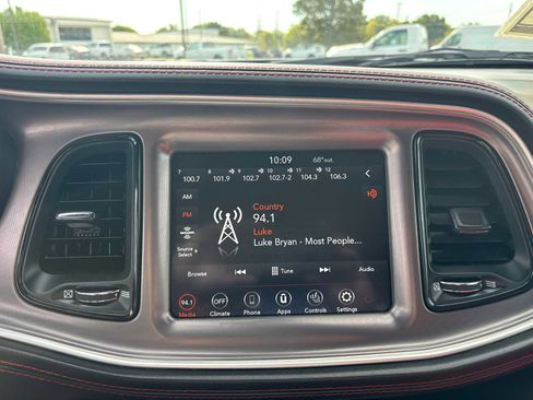 Certified 2022 Dodge Challenger GT w/ Plus Package image 25