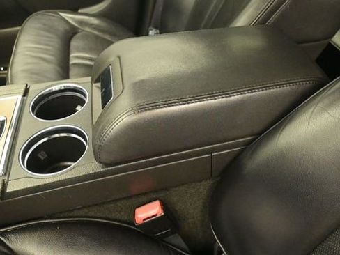 Used 2014 Lincoln MKX FWD w/ Equipment Group 101A image 22