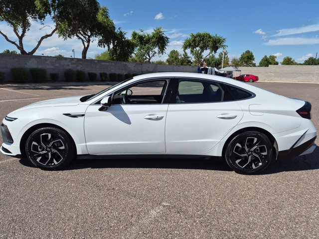 Used 2025 Hyundai Sonata SEL FWD image 9