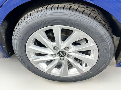 Used 2023 Toyota Camry LE image 11