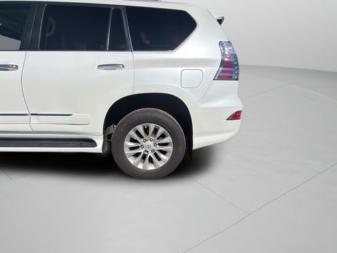 Used 2017 Lexus GX 460 Premium AWD/4WD image 35