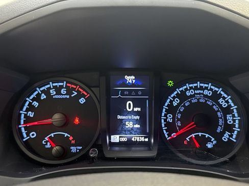Used 2023 Toyota Tacoma SR image 19