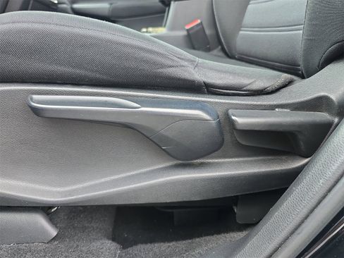 Used 2021 Honda CR-V LX image 16