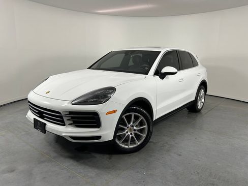 Used 2019 Porsche Cayenne AWD/4WD image 1