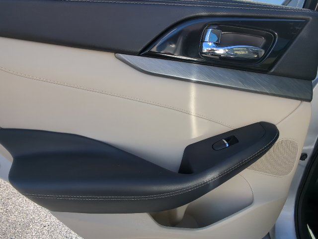 Used 2017 Nissan Maxima 3.5 SL FWD image 26