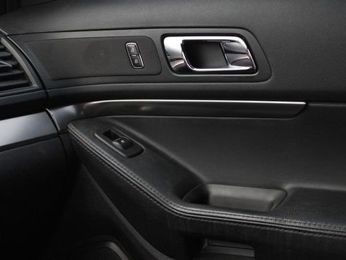 Used 2017 Ford Explorer 4WD Police Interceptor image 17