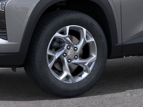 New 2026 Chevrolet Trax LS w/ LS Convenience Package FWD image 9