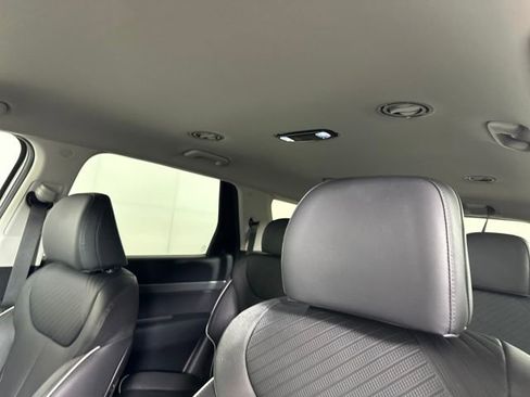 Certified 2025 Hyundai Palisade SEL image 41