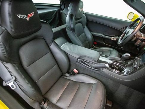 Used 2012 Chevrolet Corvette Grand Sport w/ 3LT Preferred Equipment Group image 21