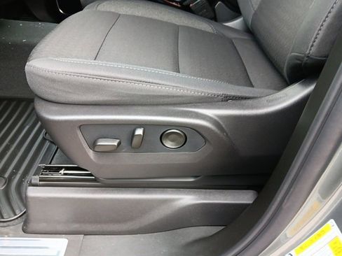 New 2026 GMC Sierra 1500 SLE w/ Snow Plow Prep Package image 19