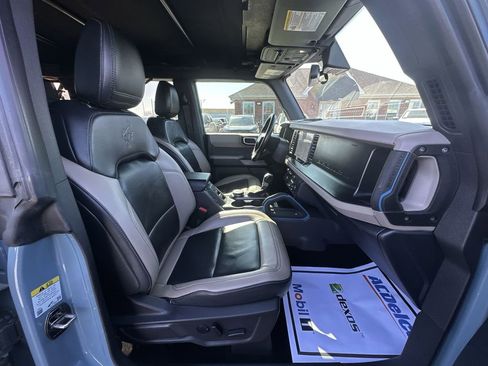 Used 2023 Ford Bronco Wildtrak AWD/4WD image 25