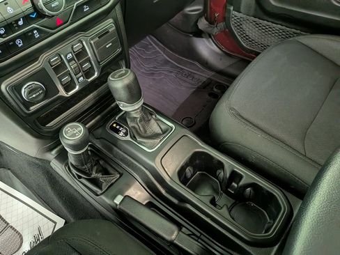 Certified 2021 Jeep Wrangler Unlimited Sport image 29