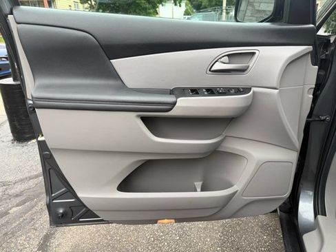 Used 2013 Honda Odyssey EX-L image 9