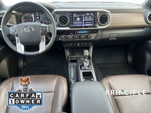 Used 2022 Toyota Tacoma Limited AWD/4WD image 29