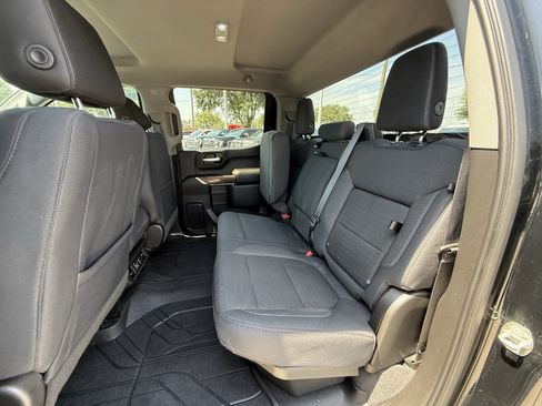 Used 2019 Chevrolet Silverado 1500 LT Trail Boss w/ Convenience Package AWD/4WD image 28