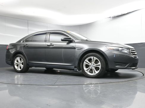 Used 2015 Ford Taurus SEL w/ Equipment Group 201A image 23