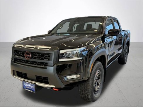 New 2025 Nissan Frontier PRO-4X w/ Pro Convenience Package image 2