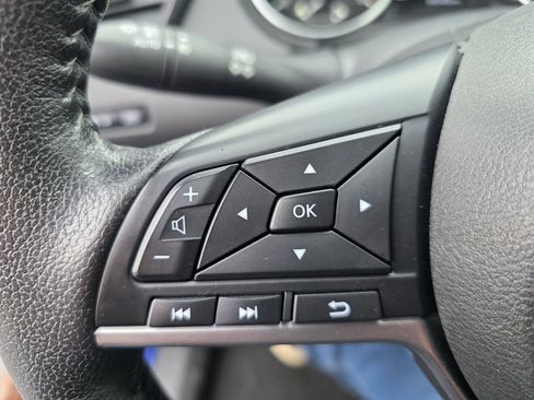 Used 2019 Nissan Rogue SL image 24