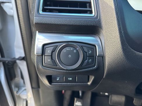 Used 2019 Ford Explorer Sport image 11