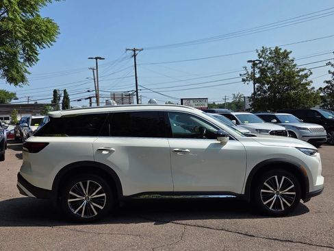 Used 2023 INFINITI QX60 Sensory w/ Cargo Package AWD/4WD image 7