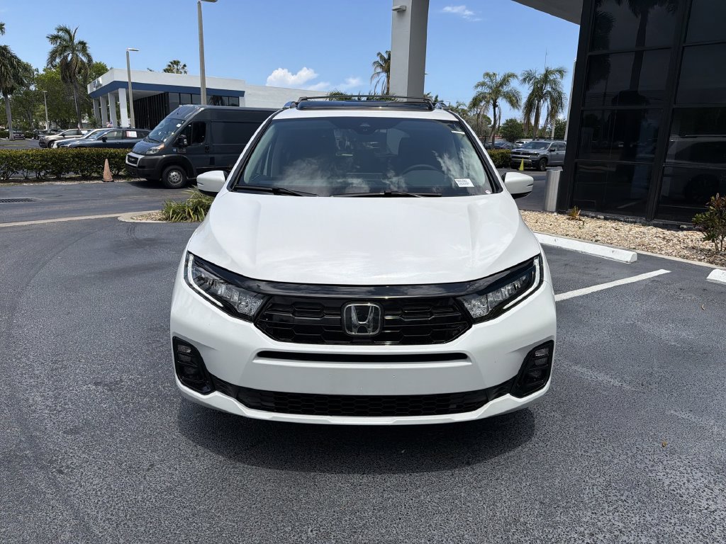 New 2026 Honda Odyssey Elite image 3