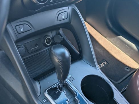 Used 2012 Hyundai Tucson Limited w/ Premium Pkg image 24