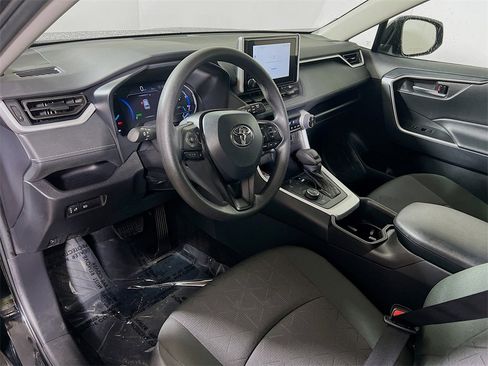 Certified 2025 Toyota RAV4 XLE image 10