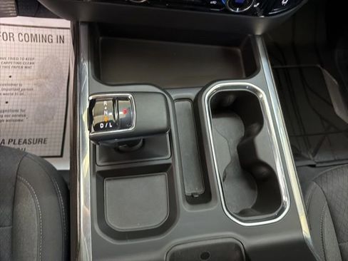 Used 2023 Chevrolet Silverado 1500 LT w/ Convenience Package II image 14