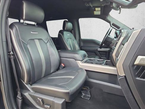Used 2018 Ford F250 Platinum w/ Platinum Ultimate Package AWD/4WD image 19