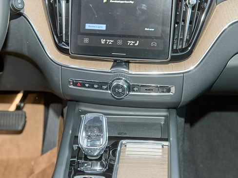 New 2026 Volvo XC60 B5 Plus w/ Protection Package Premier image 26