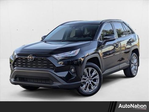 Used 2024 Toyota RAV4 XLE Premium image 1