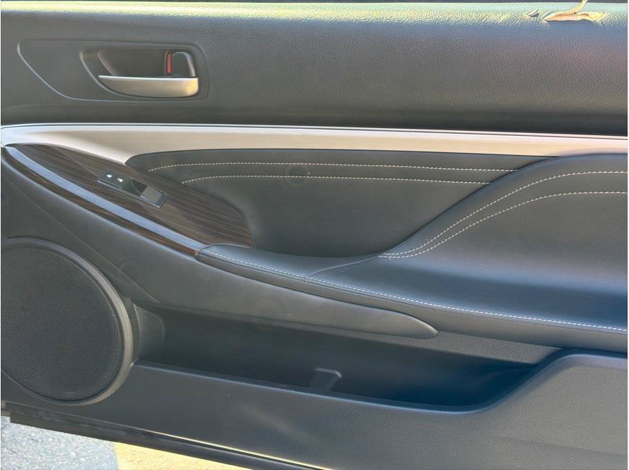 Used 2018 Lexus RC 300 w/ Premium Package RWD image 31