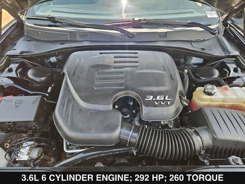 Used 2022 Dodge Charger SXT RWD image 36