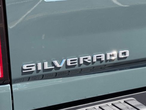 New 2026 Chevrolet Silverado 2500 LTZ w/ LTZ Premium Package AWD/4WD image 25